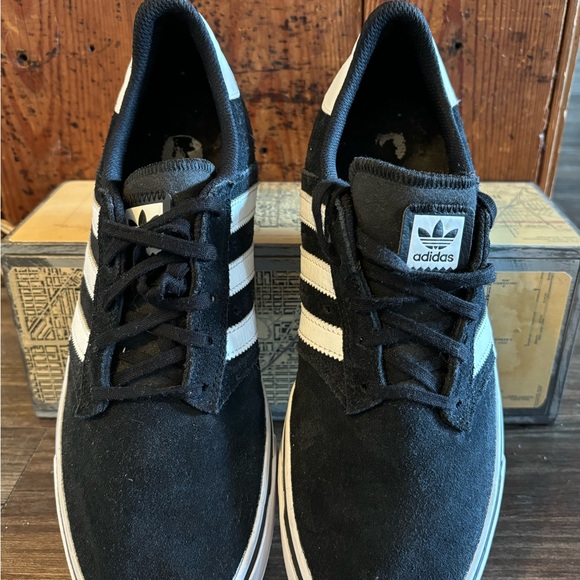 Men’s Adidas Seely Premier, 10.5 - Picture 6 of 10